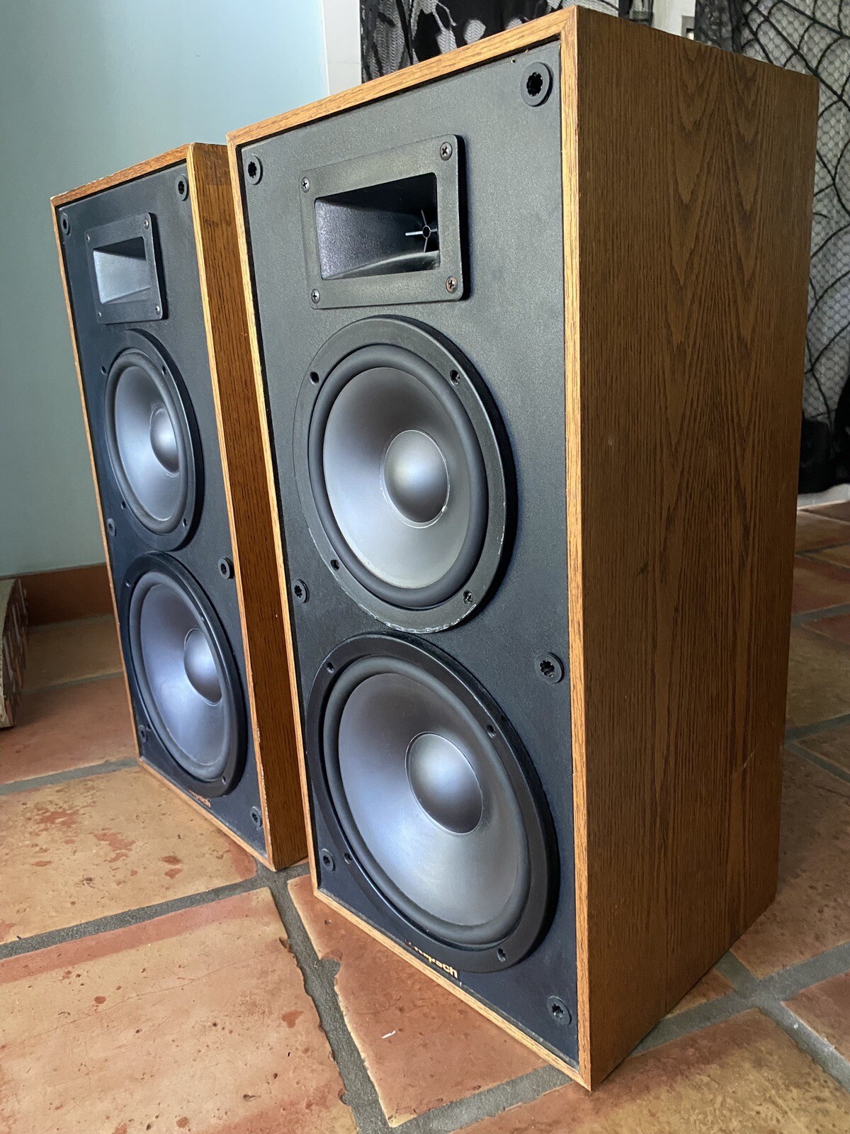 Klipsch KG2.5 Speakers Bookshelf Floor Speakers Vintage Light Oak. eBay