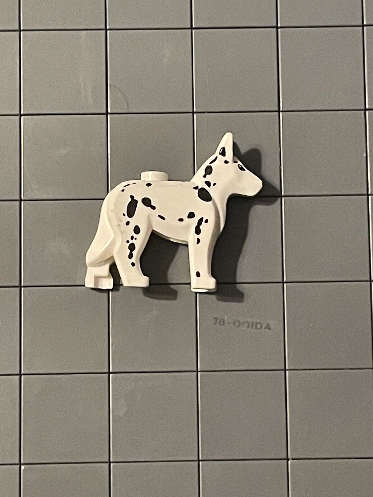 LEGO Dalmatian Dog White with Black Eyes, Nose & Spots Pattern Alsatian Fire Dog