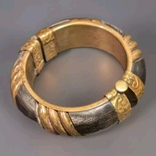  on The Hot Collector