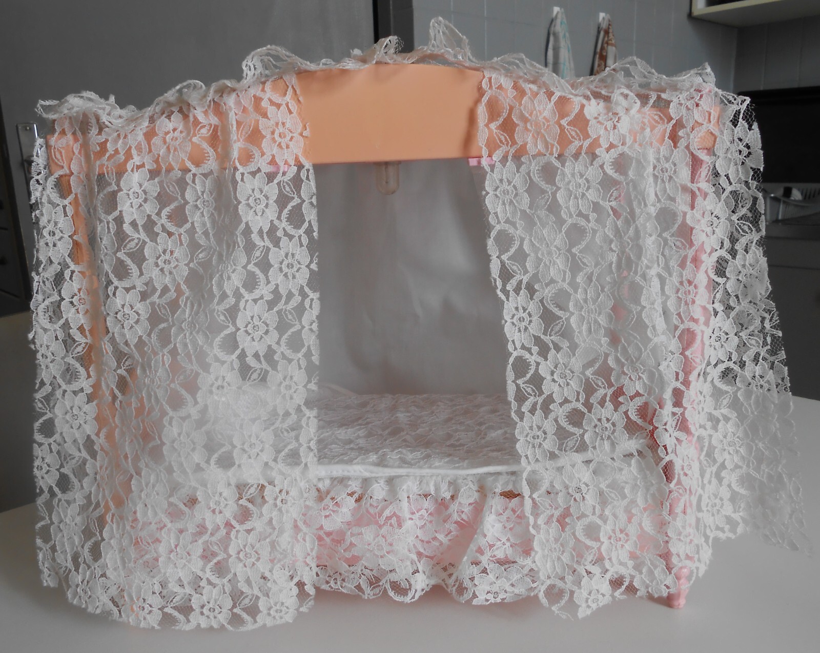 BARBIE CANOPY BED