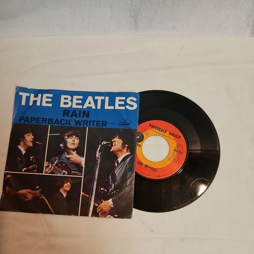 THE BEATLES  SLEEVE & 45RPM 1966 "Paperback Writer/Rain"