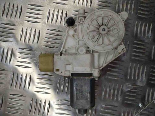 BMW 1 E81 Fensterhebermotor vorne links 6927028 2.00 Petrol 2007 31808316