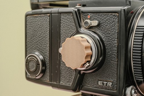 Replacement Film Advance Knob for Bronica - Etrs, Etr, Ertsi compatible - Picture 5 of 8
