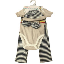 NEW Disney Baby Mickey Mouse 4-Piece Set Bodysuit Pants Hat  Socks Size 6-9M