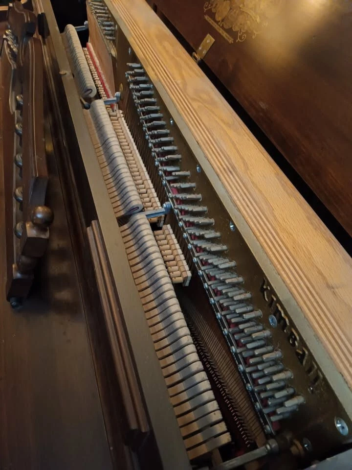 Piano Kimball Madera Pino 1892, Modelo 12934, 133 años, En muy buen estado Foto 3 de 4