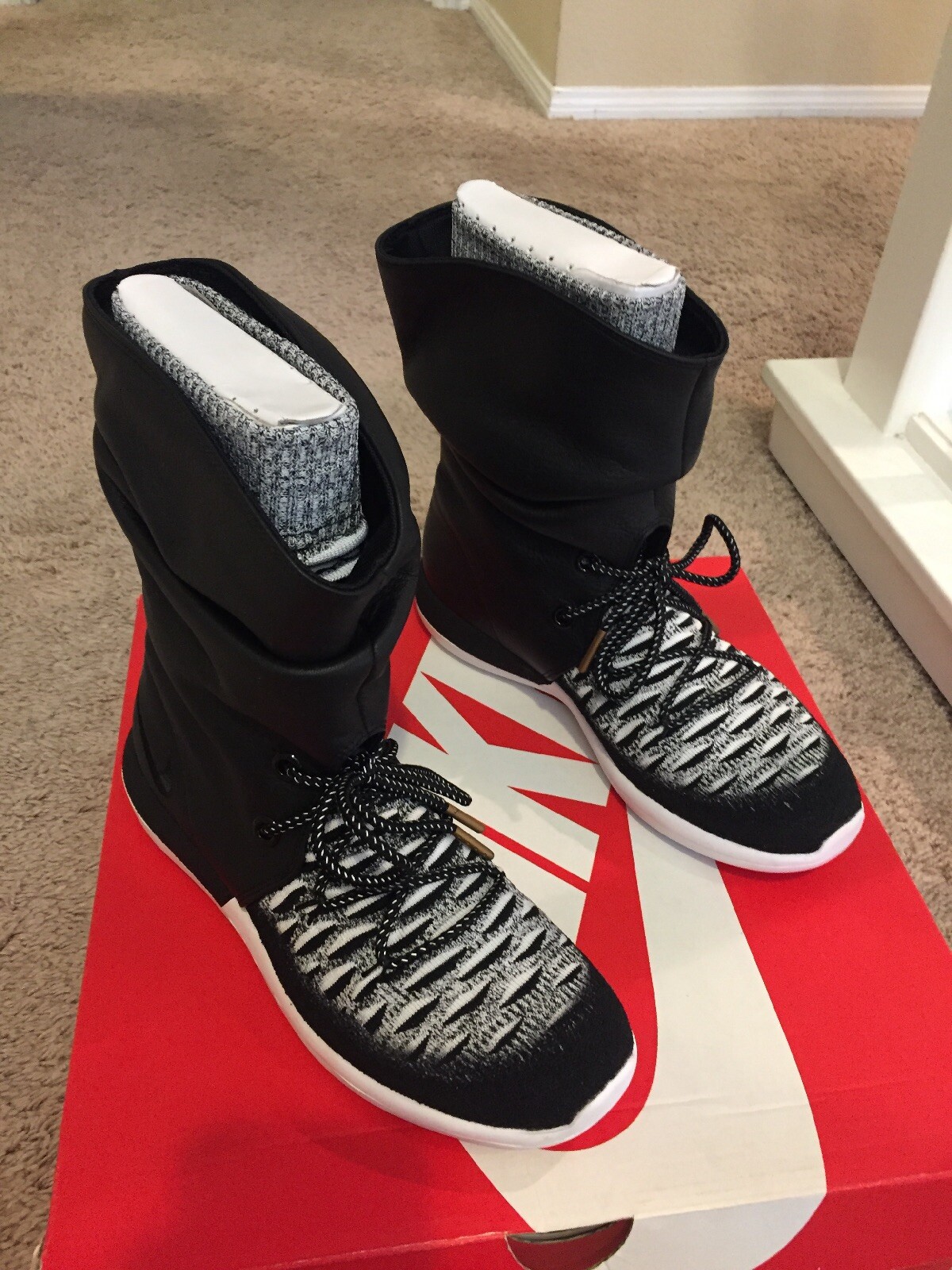 womens nike roshe flyknit black