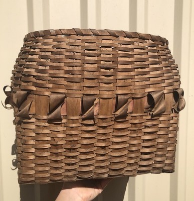 Vtg Primitive Wicker Basket , Brown Farmhouse Country Vase 13x12  READ