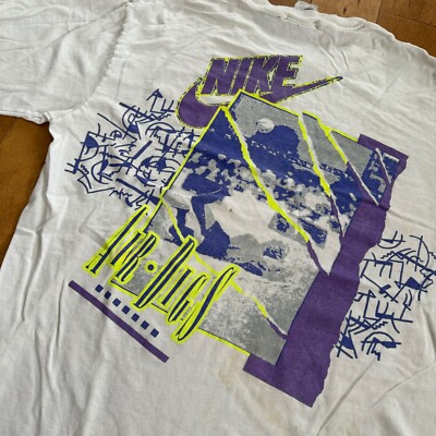 Vintage 1990s Nike Air Digs T-shirt Sneaker Promo Made in USA Single Stitch Tee