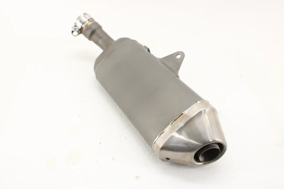 Silenciador de escape Suzuki GSXR600 GSXR750 2011-2024 Foto 3 de 4