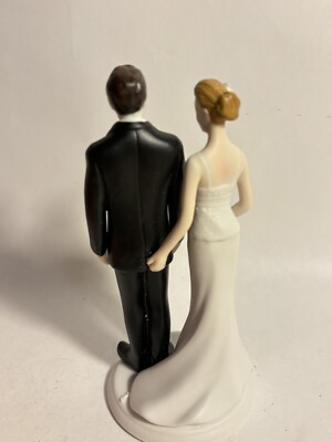 Weddingstar The Love Pinch Bridal Couple Funny Wedding Porcelain Figure cake top