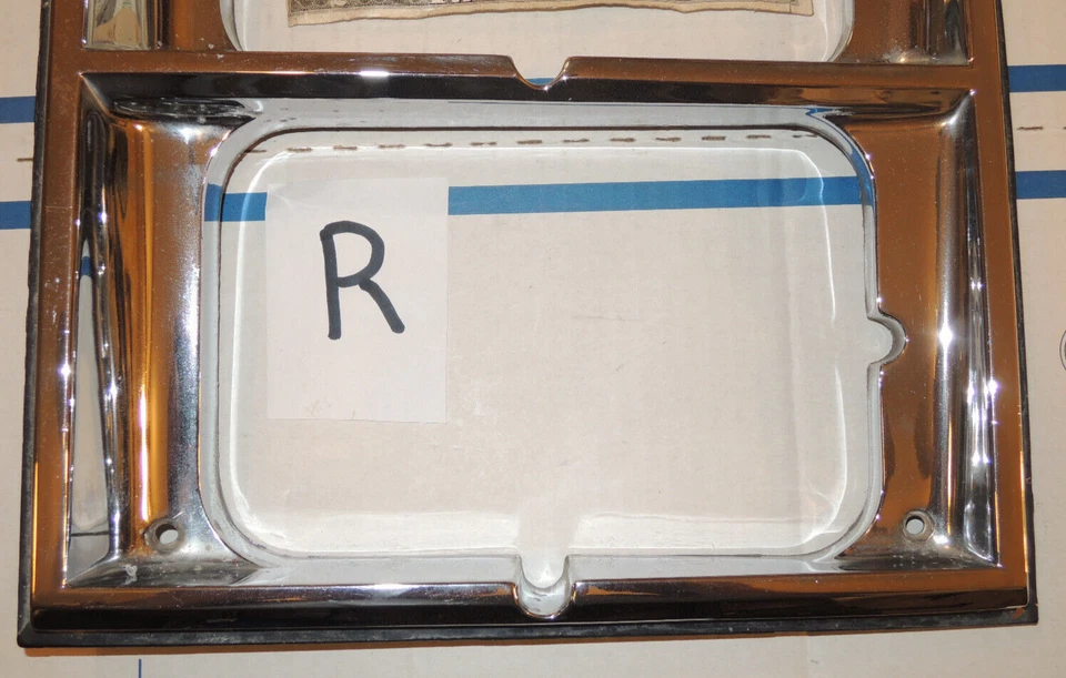 Dodge Ram Van B150 B250 B350 1979-1985 bisel de embellecimiento del faro derecho 4087592 Foto 4 de 4