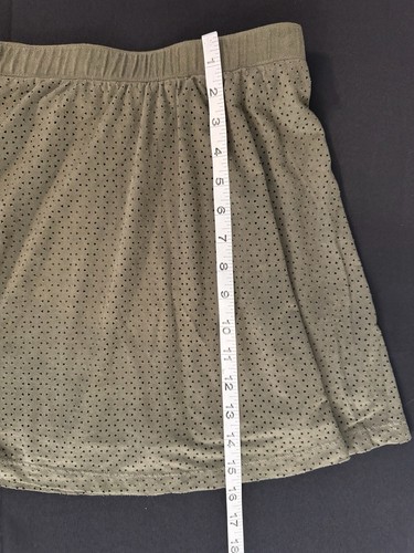 CANDIES KURZER ROCK STRETCH BUND OLIVGRÜN POLY SPAN PERFORIERT AUSSEN - Bild 5 von 7