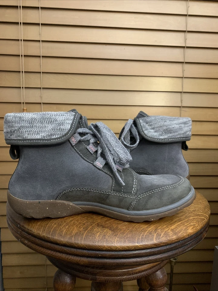 Botas de Senderismo Chaco Para Mujer Barbary Castlerock Gris Gamuza Chukka Talla 8 Foto 3 de 4