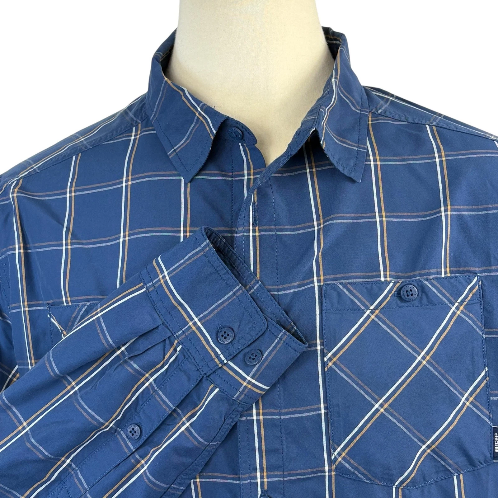 The North Face Mens XXL Shirt Blue Plaid Button Down Long Sleeve Outdoor