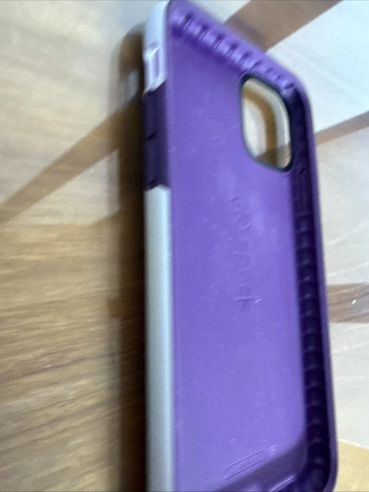 Speck Make My Case Series for Apple iPhone 11 Pro Max - Build Our Own Table - Image 3 of 4