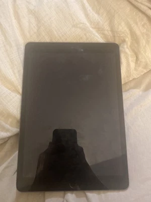 Apple iPad (9th generation) · 64GB · Wi-Fi