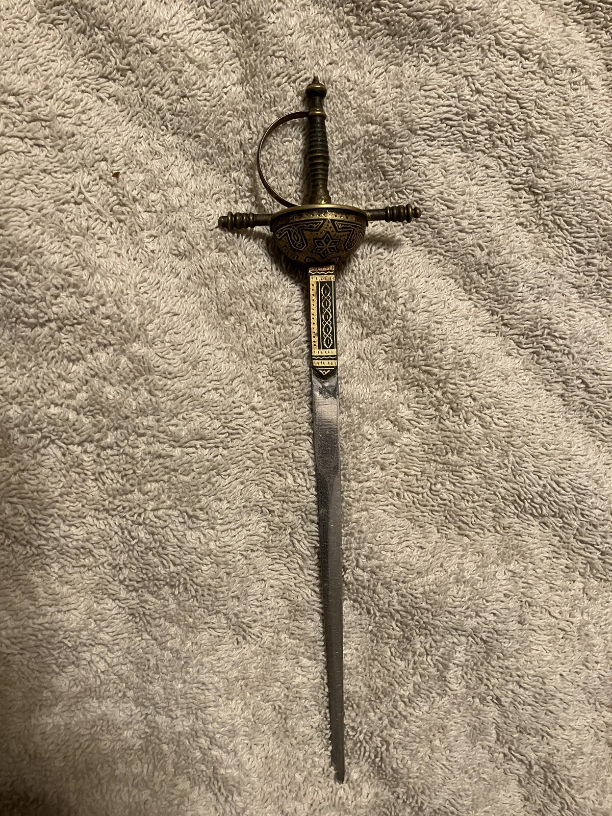 Picture 2 of 4