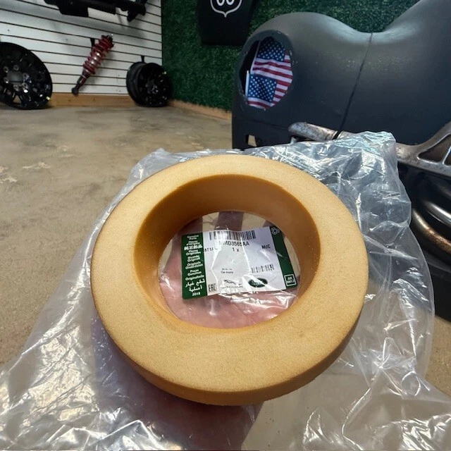 (1) Genuine Jaguar Spring Upper Insulator MMD3565AA - Image 3 of 4