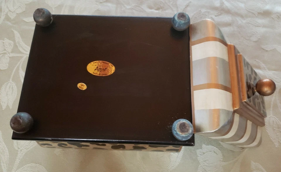 Contenedor de 2 diseños de guepardo Acento,  Foto 3 de 3