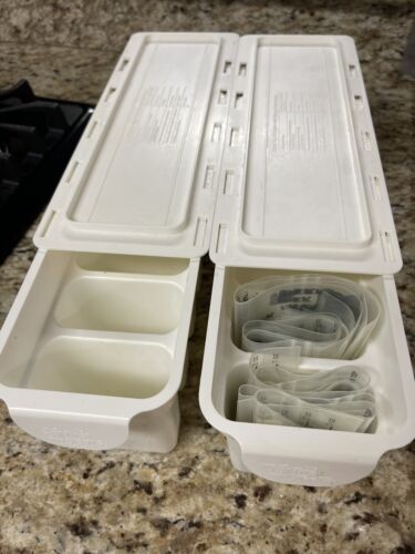 The First Years Breast Milk Storage Easy Store Freezer Organizer With Bags - Picture 1 of 3