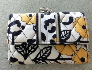 vera bradley go wild pattern