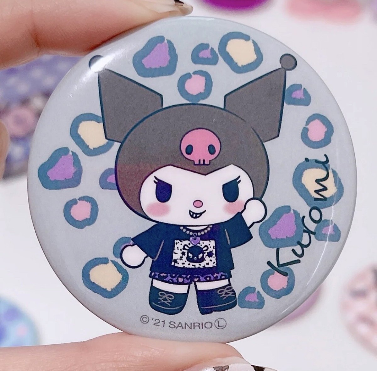 ピンズ・ピンバッジ・缶バッジ kuromi Sanrio Kuromi Button Pin From Japan | eBay