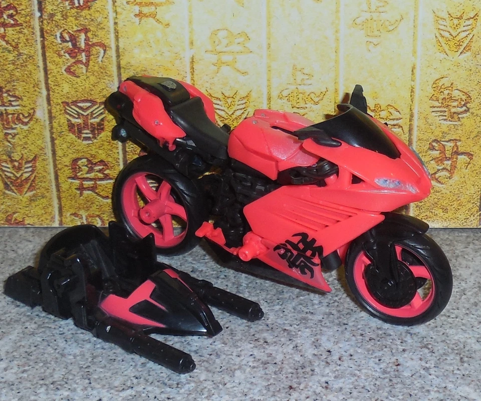 Transformer Revenge Of The Fallen ARCEE Complete Motorcycle Rotf Deluxe Figure  - Image 3 of 4