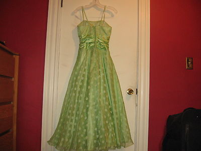 masquerade bridesmaid dresses Bridesmaid/Prom/Formal Occasion Dress-lime green-size 5/6-Poly Size:15.5-33 Slim Fit Underbust Circumference (cm/inch) SUN35 Modest Dresses for Summer