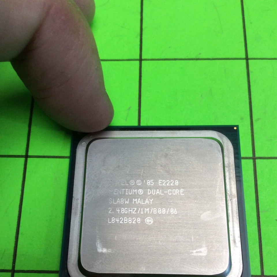 Desktop Computer Intel E2220 Processor - Image 3 of 3
