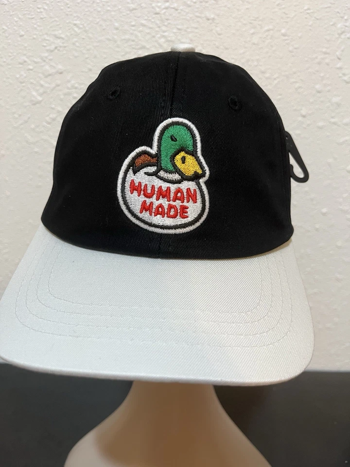 Sombrero Hecho por el Hombre - Gorra de Papá - Color Blanco y Negro Seco Alls Verde Pato Logo Correa Foto 2 de 4