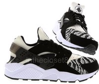 Nike Air Huarache Oreo Black White Knit Woven Toe Box Mens Trainer 705008 011 Nike Air Huarache Oreo Black White Knit Woven Toe Box Mens Trainer 705008 011