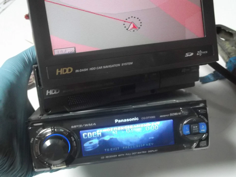 cq-dfx983 Panasonic stereo head unit tv screen motorised navigation - Image 2 of 4