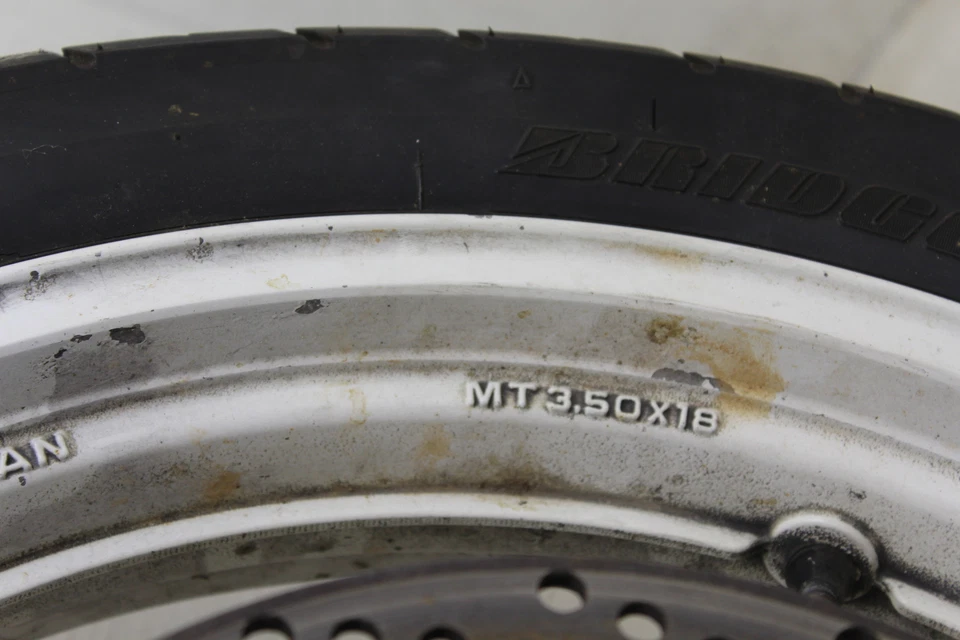 Honda Interceptor 750 1986 OEM rueda trasera llanta trasera con rotor de freno de neumático w14 Foto 4 de 4