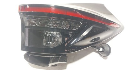 815500DE20 HECKLEUCHTE RECHTS / 815500DE20 / 17557842 FÜR TOYOTA YARIS CROSS MX