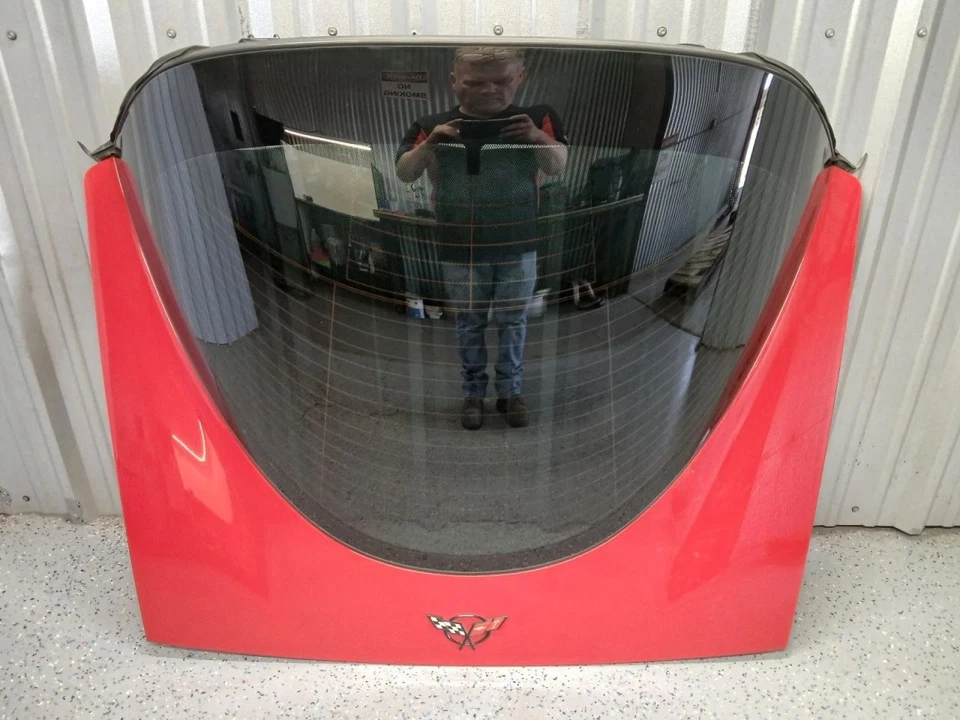 97-04 CORVETTE C5 COUPE REAR HATCH LID WITH GLASS TORCH RED 70U Foto 2 de 4