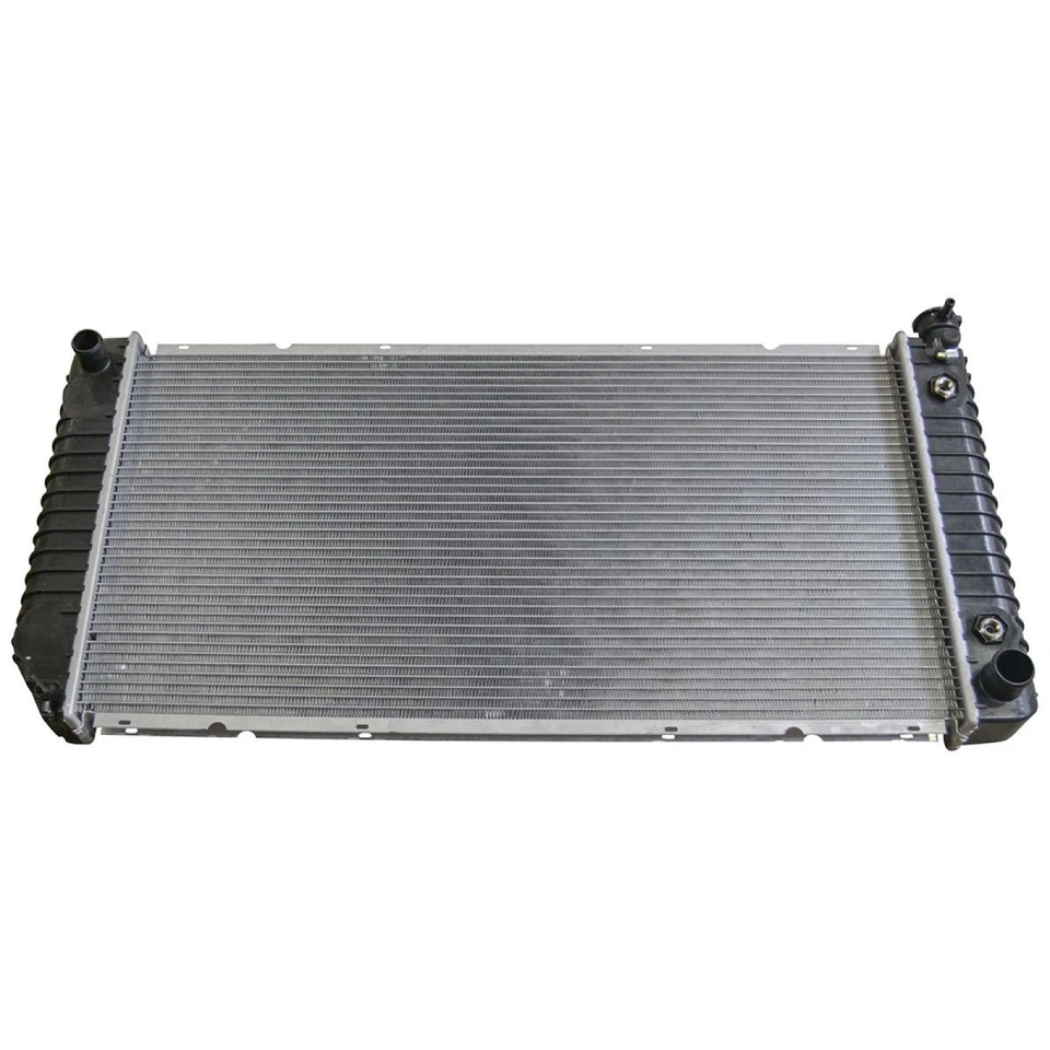 Radiator Aluminum Core Plastic Tank Direct Fit for Chevy GMC Pickup Truck SUV - Imagem 4 de 4