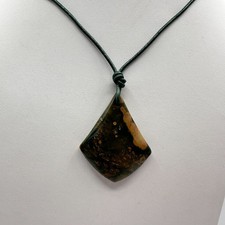 Vintage 90s Green Lozenge Jasper Pendant Necklace Rustic Tone Women's Jewelry