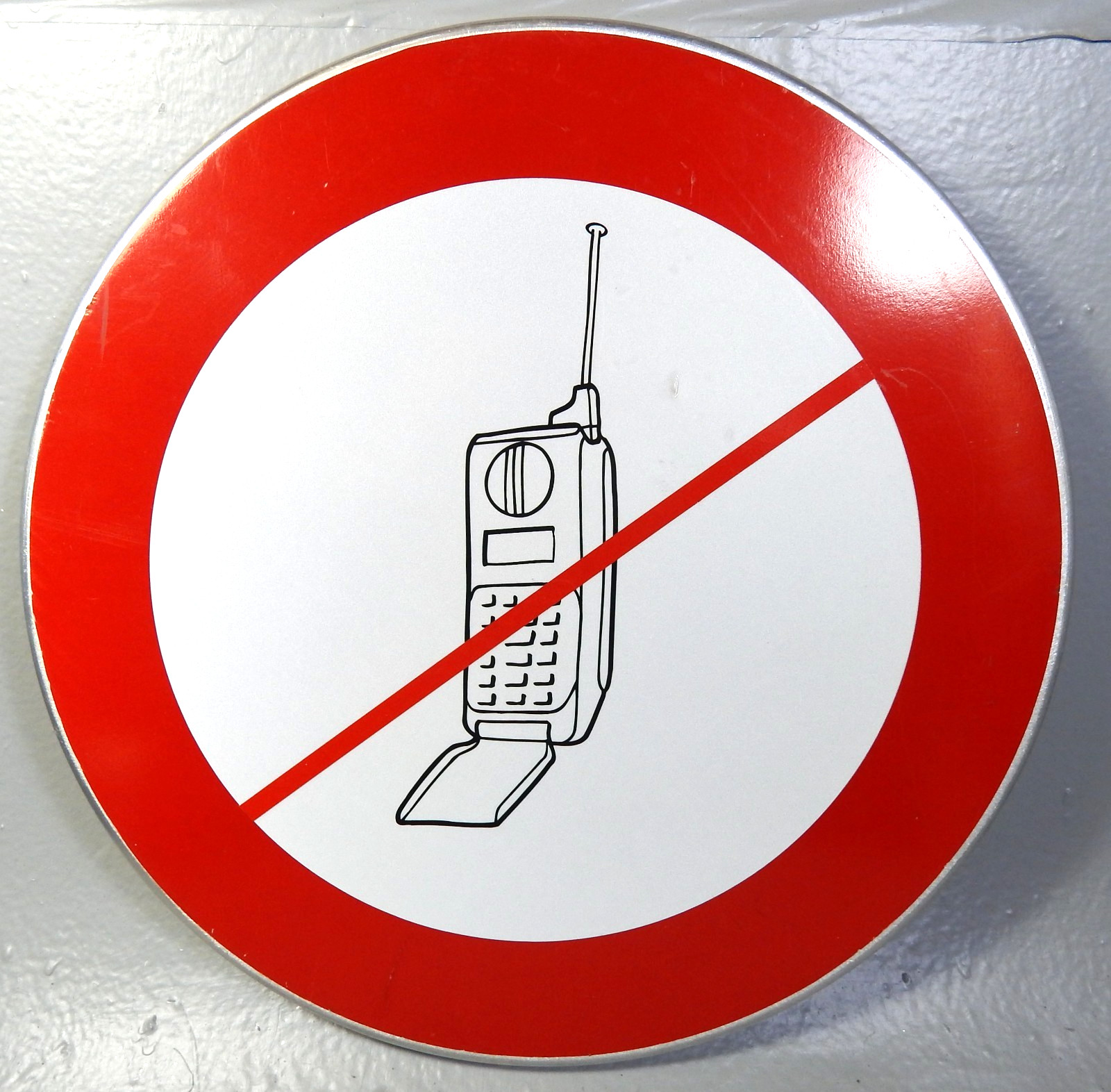 Handyverbot - großes Verbotsschild aus Blech, Ø: 48 cm