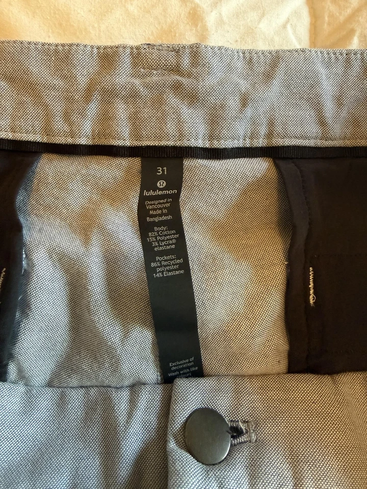 Pantalones Cortos Lululemon Para Hombre 31 Gris Chino Informal Elastizado Golf Rendimiento Ligero Foto 2 de 4