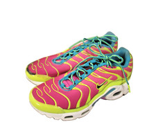 NIKE TN Air Max Plus Volt CW5840-700 SZ 4.5Y, 6 Women, Turquoise Lime Red