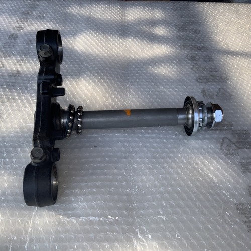 PIASTRA INFERIORE FORCELLA HONDA CB 600 F HORNET - Foto 9 di 12