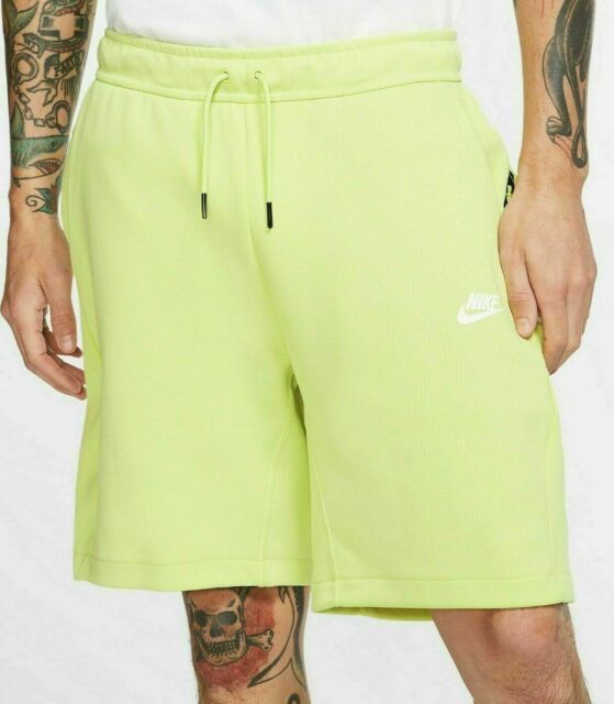 Citroen Begraafplaats verkoper Nike Tech Fleece Shorts Sportswear Limegreen White Men Size Large for sale  online | eBay