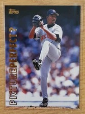 1999 TOPPS PICTURE PERFECT? PEDRO MARTINEZ #3 BOSTON RED SOX