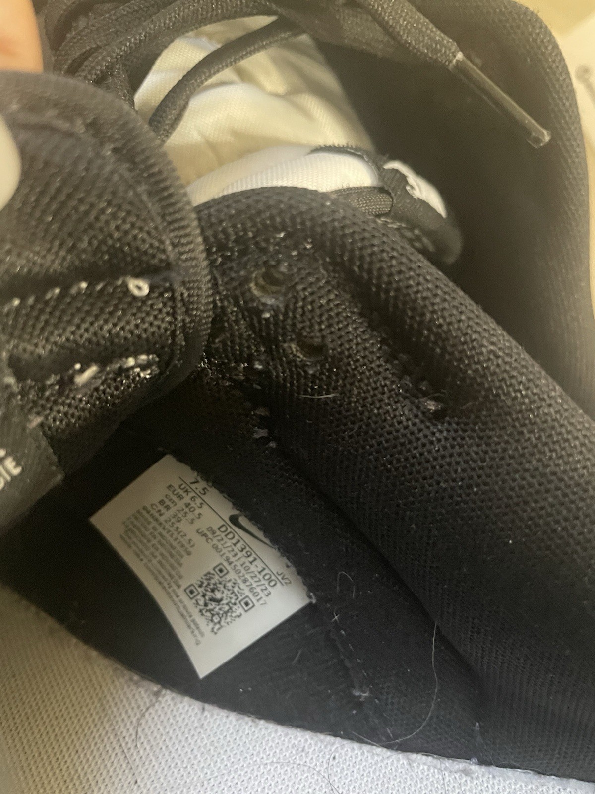 Nike dunks - image 6