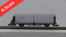 LOT 7 group of 3 N scale carriages in origina...