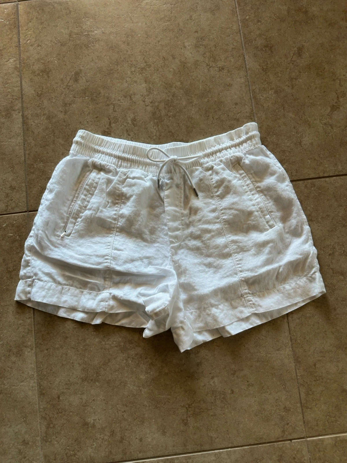 Athleta Retreat Linen Shorts Women’s Sz L Mid Rise White Zipper Pockets