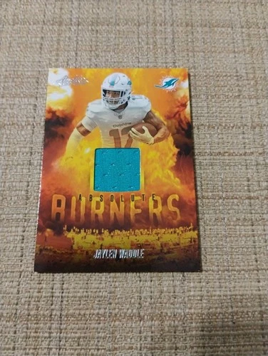 2025 Panini Absolute Jaylen Waddle Base (RAW)