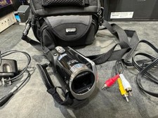Samsung HMX-F90 Video Recorder With Charger, Cables, Carrying Case - UNTESTED