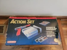 Nintendo NES System Console Action Set Blue Box CIB Complete In Box 4 Tested