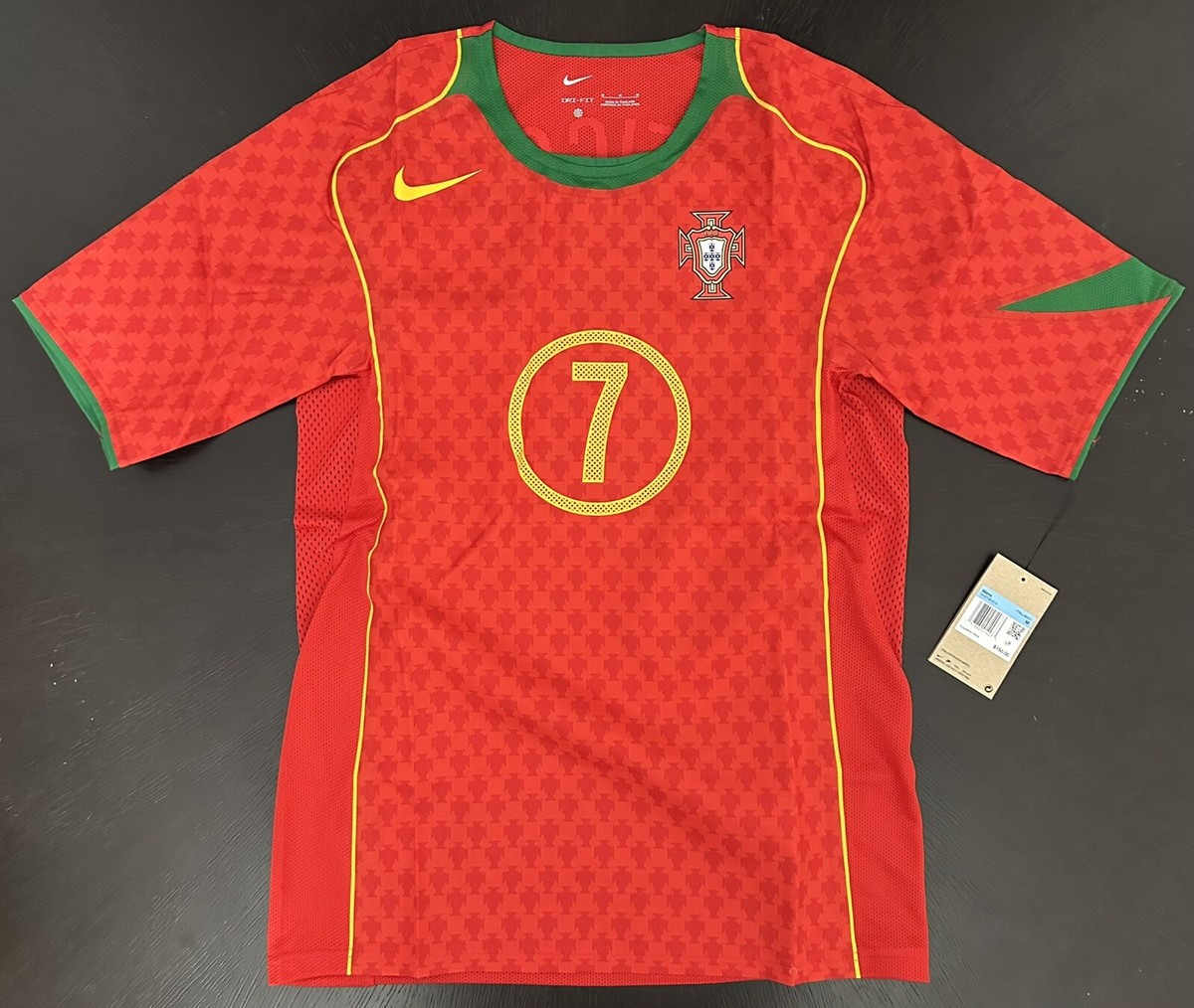 Nike Portugal 2004 Men